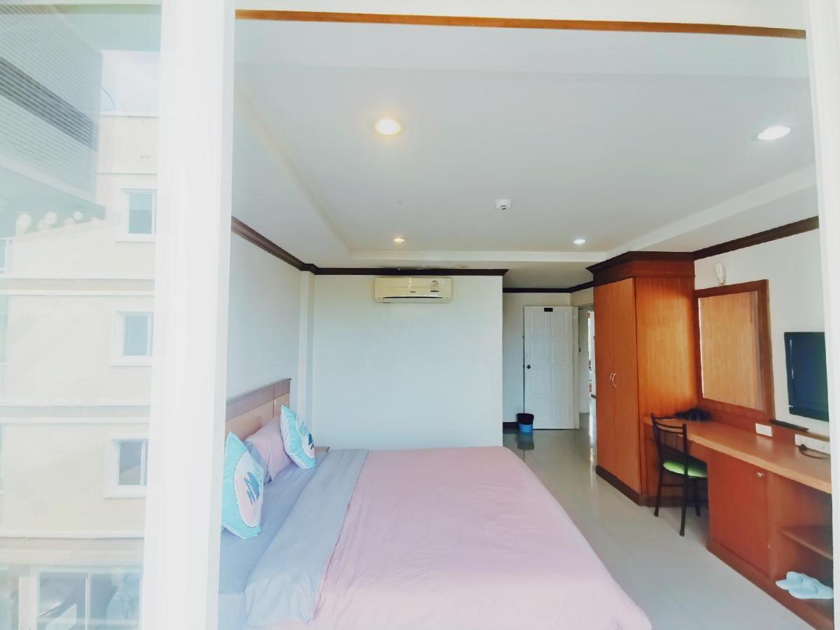 Lanting Hotel Patong Exterior foto
